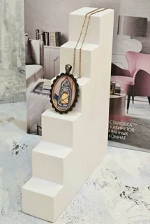 گردن آویزمیناکاری شده(طرح فانوس و کبریت)