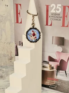 جاکلیدی میناکاری شده(طرح بابانوئل با گوزن در کنارش)